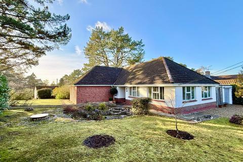 4 bedroom detached bungalow for sale, Pine Drive, St. Ives, BH24 2LN