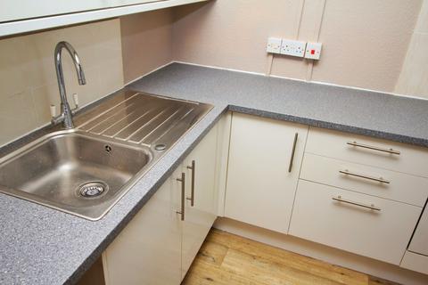 1 bedroom flat to rent, Duncombe Street, Bletchley, MK2 2LY