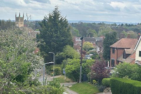 1 Allesborough Drive, Pershore, WR10 1JH