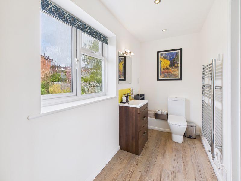 Ensuite