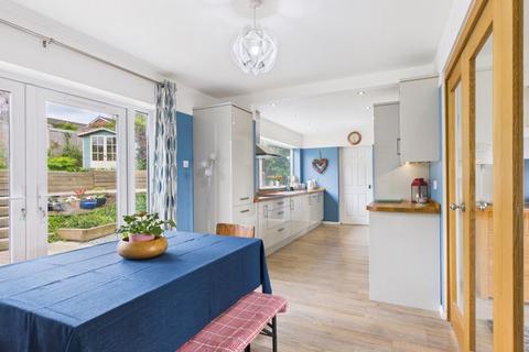 1 Allesborough Drive, Pershore, WR10 1JH