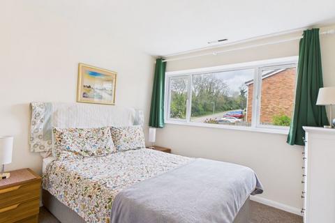1 Allesborough Drive, Pershore, WR10 1JH