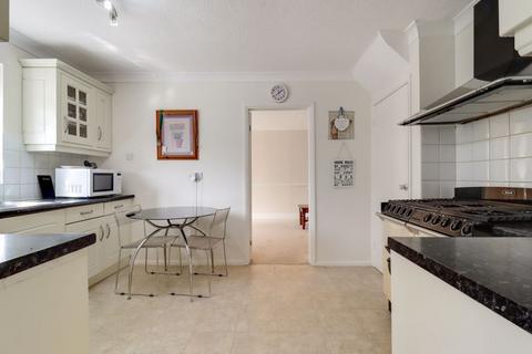 undefined, Bosman Drive, Windlesham GU20