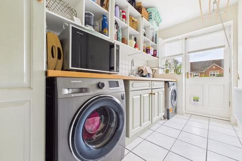 5 The Spinney, Muxton, Telford, TF2 8RZ