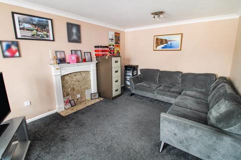 4 bedroom detached house for sale, Lavender Way, Biggleswade SG18
