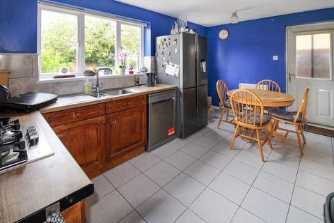 4 bedroom detached house for sale, Lavender Way, Biggleswade SG18