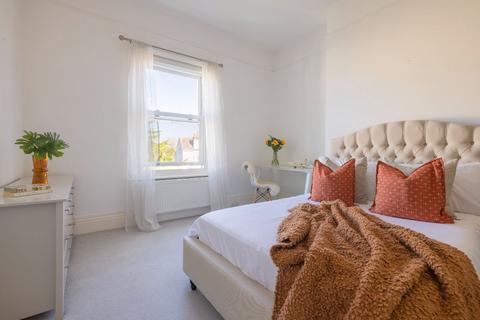 6 bedroom semi-detached house for sale, Blackwater Road, Eastbourne