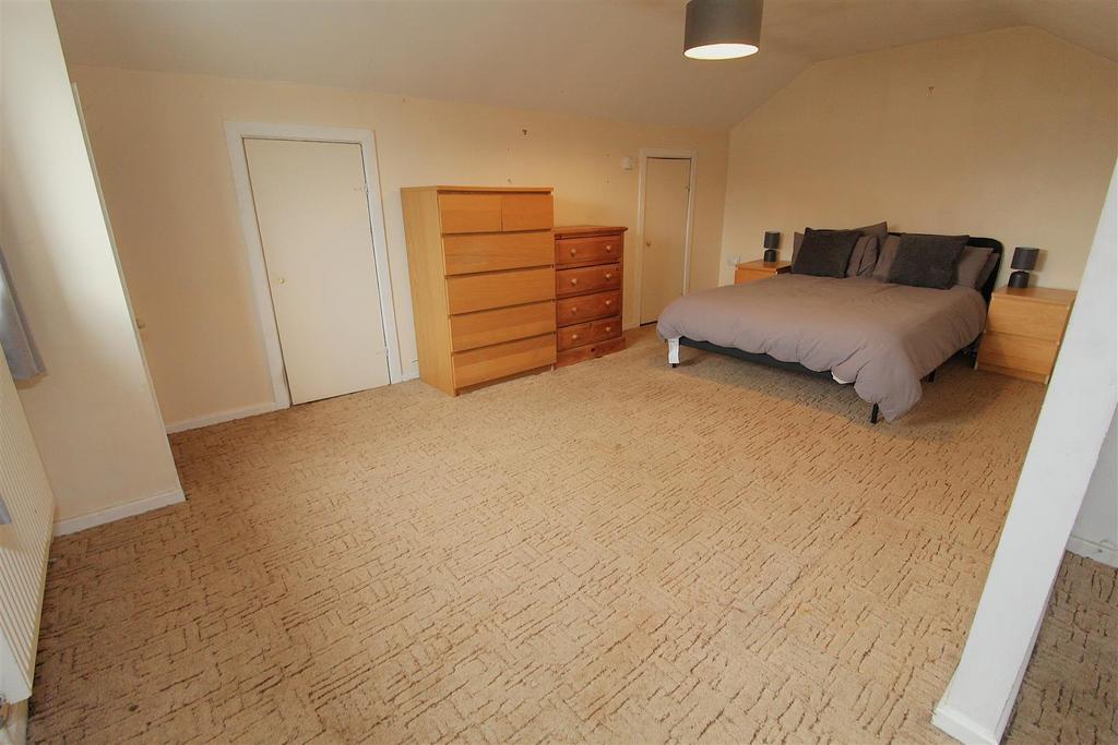 Loft2.JPG