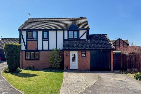 4 bedroom detached house for sale, Fulmar Close, Bowerhill, Melksham, SN12 6XU