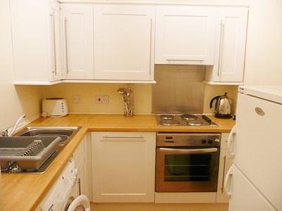 0 kitchen resized.JP