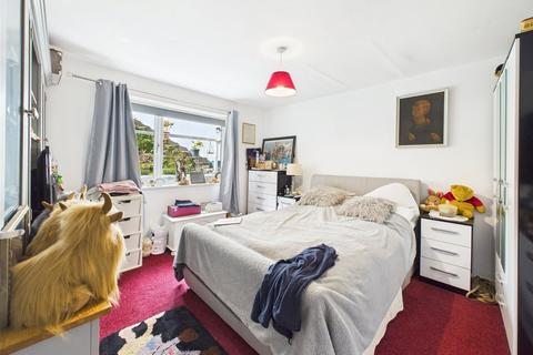 5 Knowle Gardens, Combe Martin, Ilfracombe, EX34 0NW