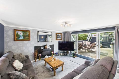 5 Knowle Gardens, Combe Martin, Ilfracombe, EX34 0NW