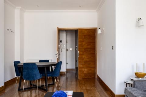 2 bedroom apartment for sale, Fordham Court De Vere Gardens, London, W8