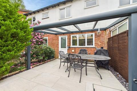 2 bedroom terraced house for sale, Peterhouse Close, Owlsmoor, Sandhurst, Berkshire, GU47