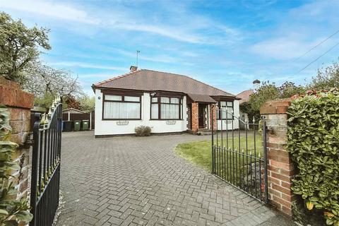 3 bedroom bungalow for sale, Baileys Lane, Hale Village, Liverpool, Cheshire, L24