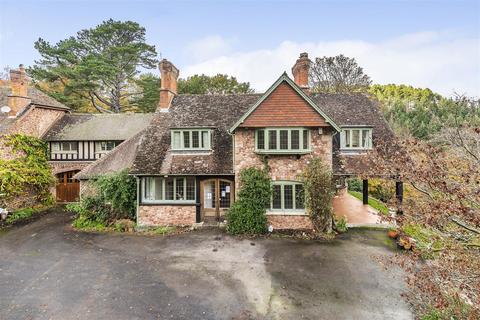 Aldersmead Manor Road, Minehead, TA24 6EW
