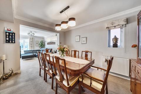 4 bedroom detached house for sale, Kenilworth Road, Fleet, Hampshire