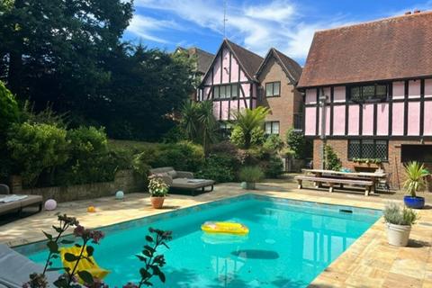 undefined, Nursery Road, Loughton, IG10
