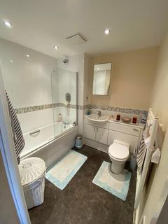1 bedroom flat to rent, Flat 93, Altamar, Kings Road, Swansea