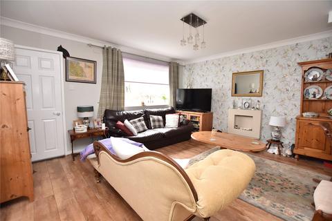 3 bedroom end of terrace house for sale, Mowbray Crescent, Leeds, West Yorkshire