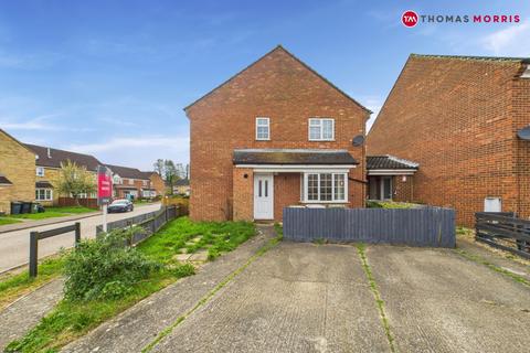 2 bedroom terraced house for sale, Lincoln Crescent, Bedfordshire SG18