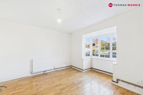 2 bedroom terraced house for sale, Lincoln Crescent, Bedfordshire SG18