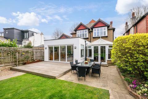 33 The Crescent, Belmont, Sutton, SM2 6BP