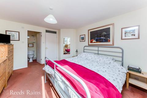 4 bedroom detached house for sale, High View, Stoke-on-Trent ST7
