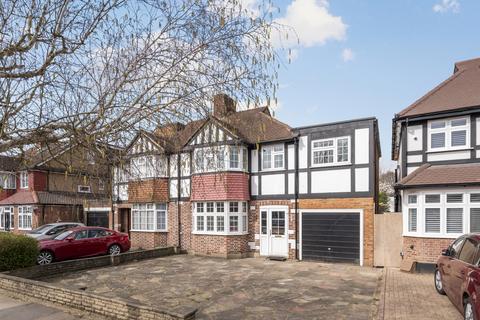 4 bedroom semi-detached house to rent, West Barnes Lane, New Malden KT3