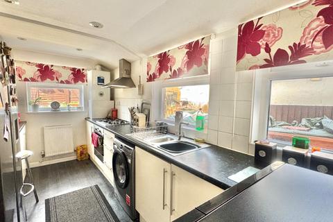 30 Gladstone Road, Folkestone, CT19 5NQ