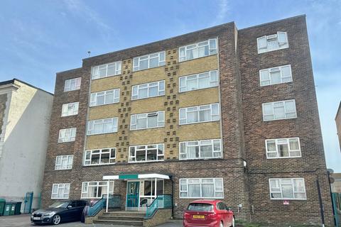 2 bedroom apartment for sale, Dover Road, Kent CT20