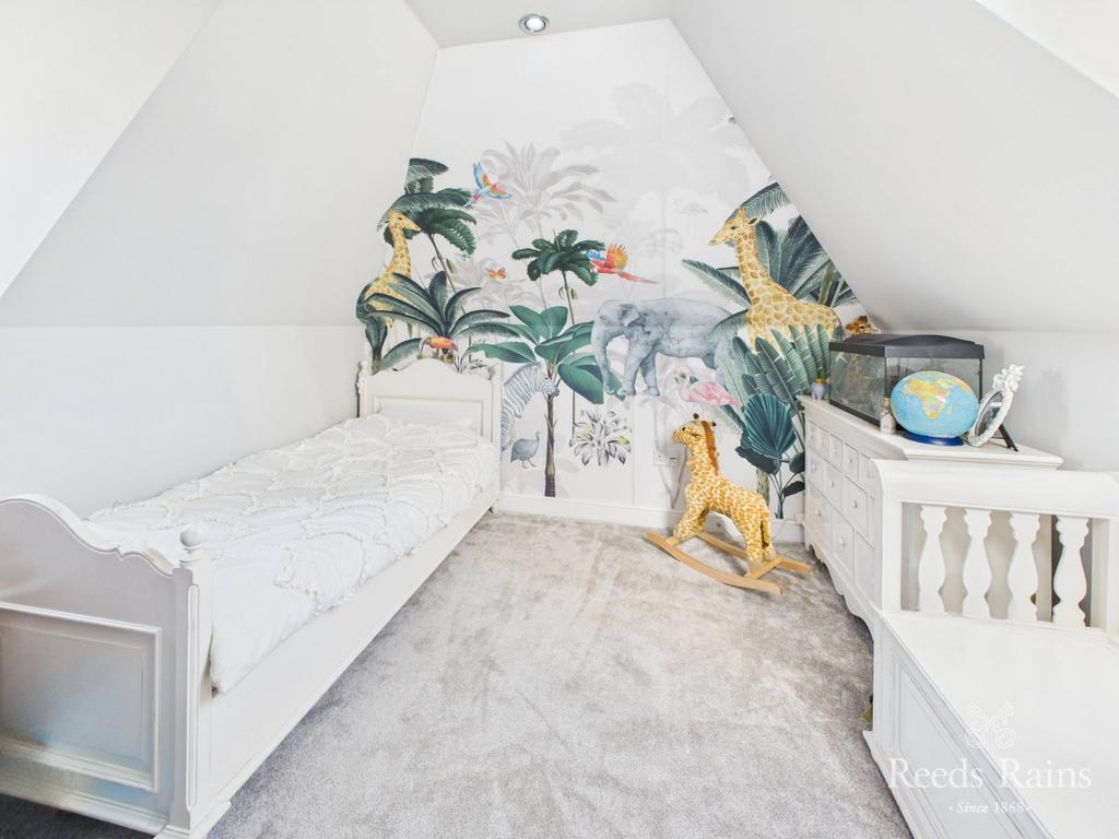 Bedroom 5