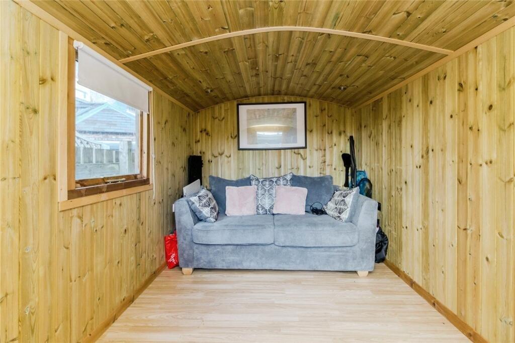 Shpeherd Hut