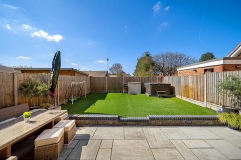 13 Westfield Close, Gravesend, DA12 5EH
