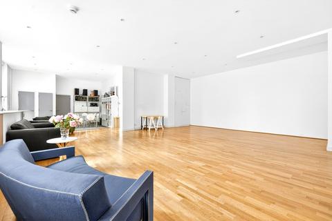 2 bedroom flat for sale, Butlers & Colonial Wharf, Shad Thames, London, SE1
