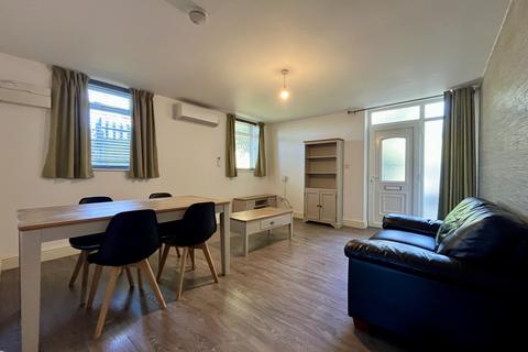 1 bedroom flat to rent, Lincoln Road, PETERBOROUGH PE1