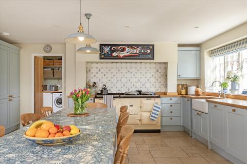 5 bedroom detached house for sale, Knightons Lane, Dunsfold, Godalming, Surrey, GU8