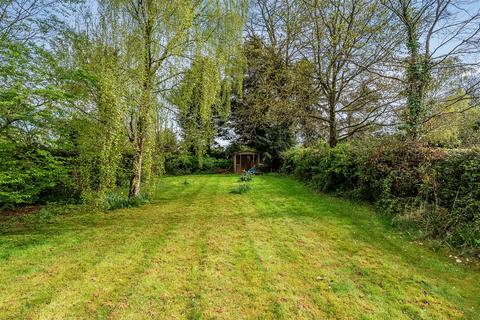 48 Park Road, Oxted, RH8 0AW