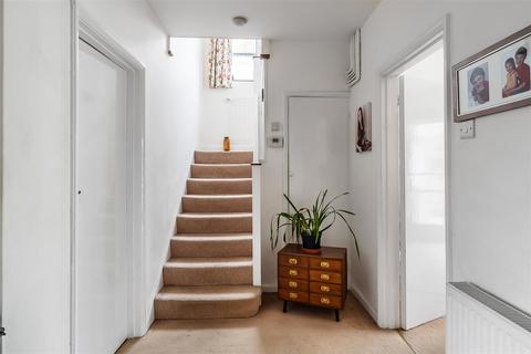 48 Park Road, Oxted, RH8 0AW