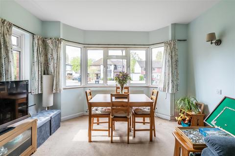 48 Park Road, Oxted, RH8 0AW