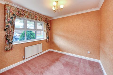 4 bedroom detached house for sale, 15 Penleigh Gardens, Wombourne