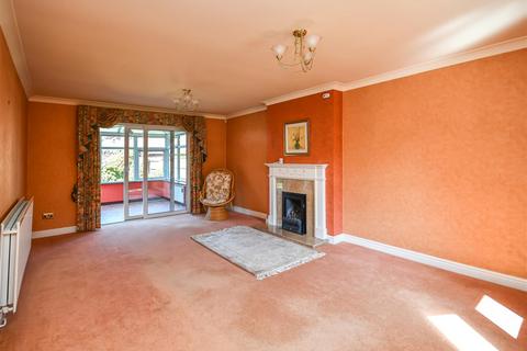 4 bedroom detached house for sale, 15 Penleigh Gardens, Wombourne