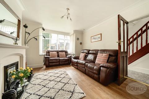 4 bedroom semi-detached house for sale, Woodbridge Hill, Guildford, Surrey, GU2