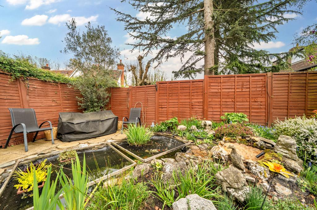 F3b40b9c-0060-43c...