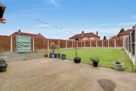 2 bedroom semi-detached house for sale, First Avenue, Fitzwilliam, Pontefract, West Yorkshire, WF9