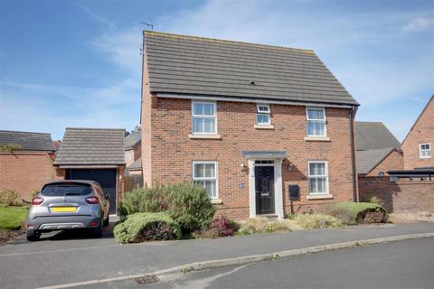 3 bedroom detached house for sale, Mulberry Avenue, Beverley