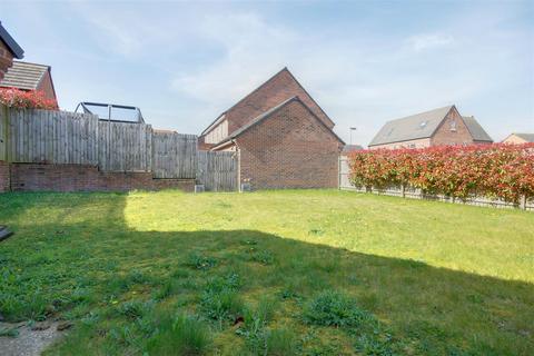 3 bedroom detached house for sale, Mulberry Avenue, Beverley