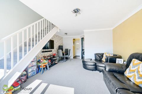undefined, Warblington Close, Tadley RG26