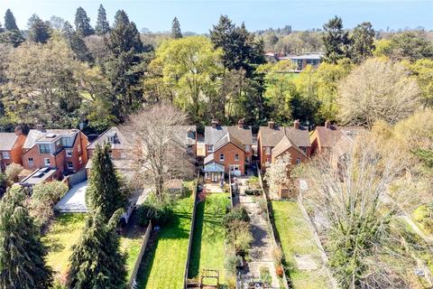 1, Elsmere Cottages Priory Road, Ascot, SL5 8DY