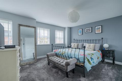 15 Chalfield Close, Keynsham, Bristol, BS31 1JZ